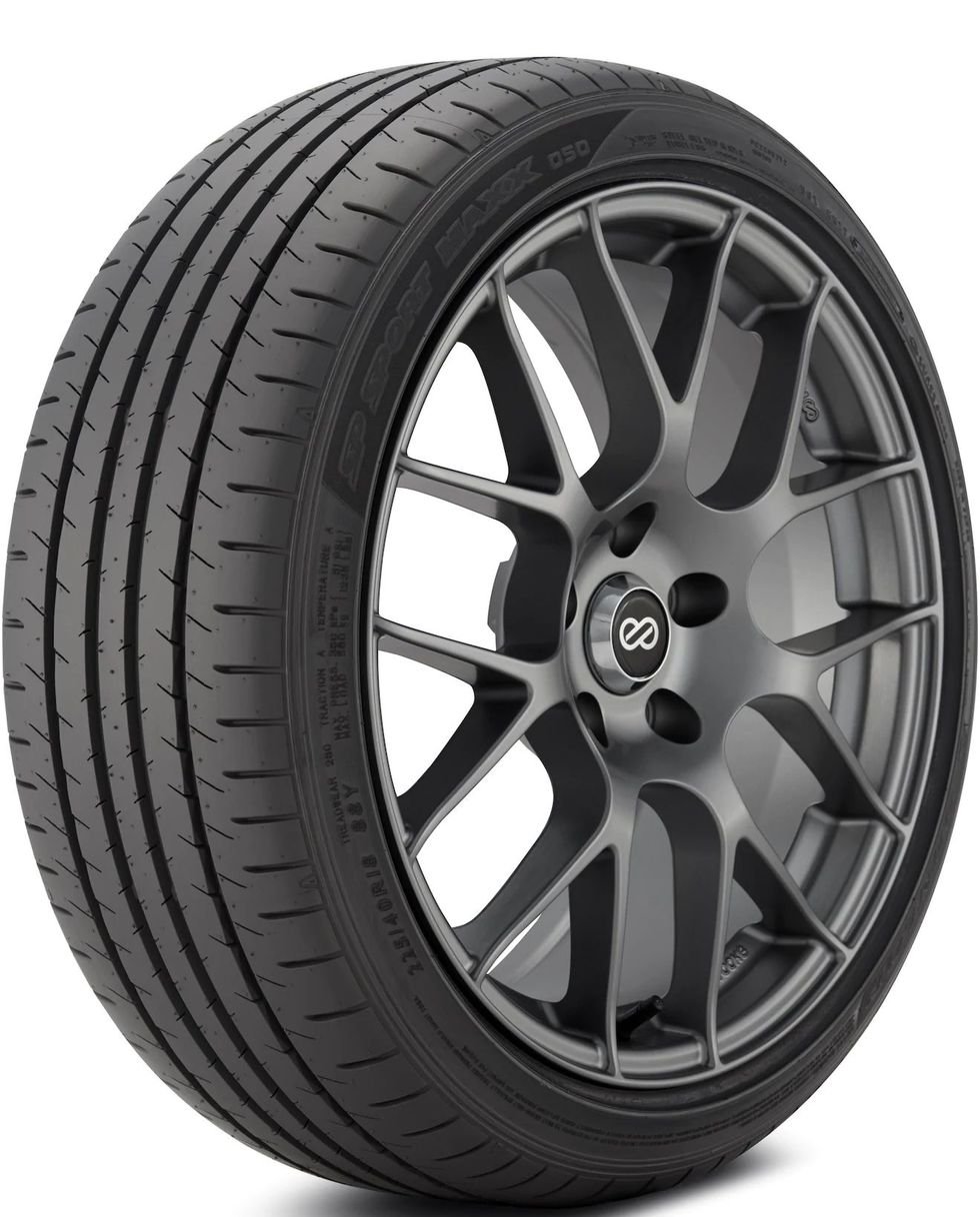 Dunlop SP Sport Maxx 050