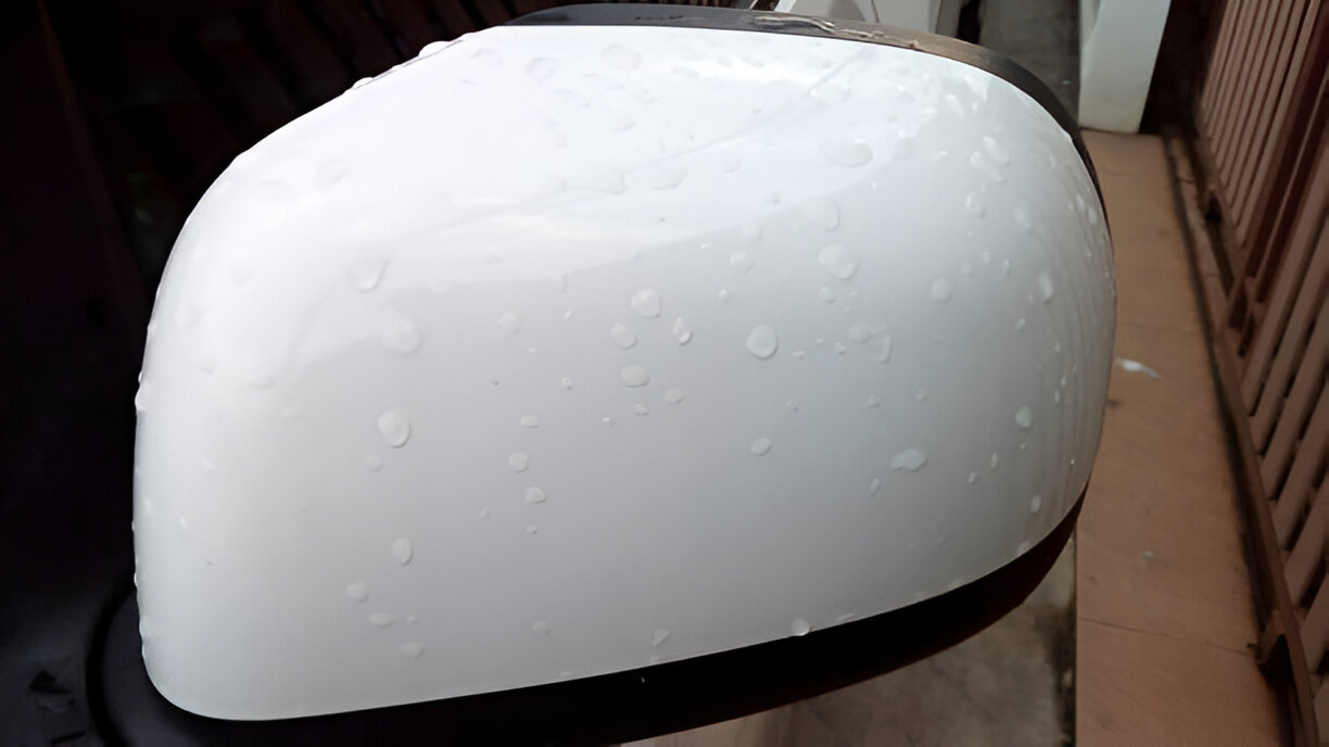 Kaip pašalinti vandens dėmes nuo automobilio