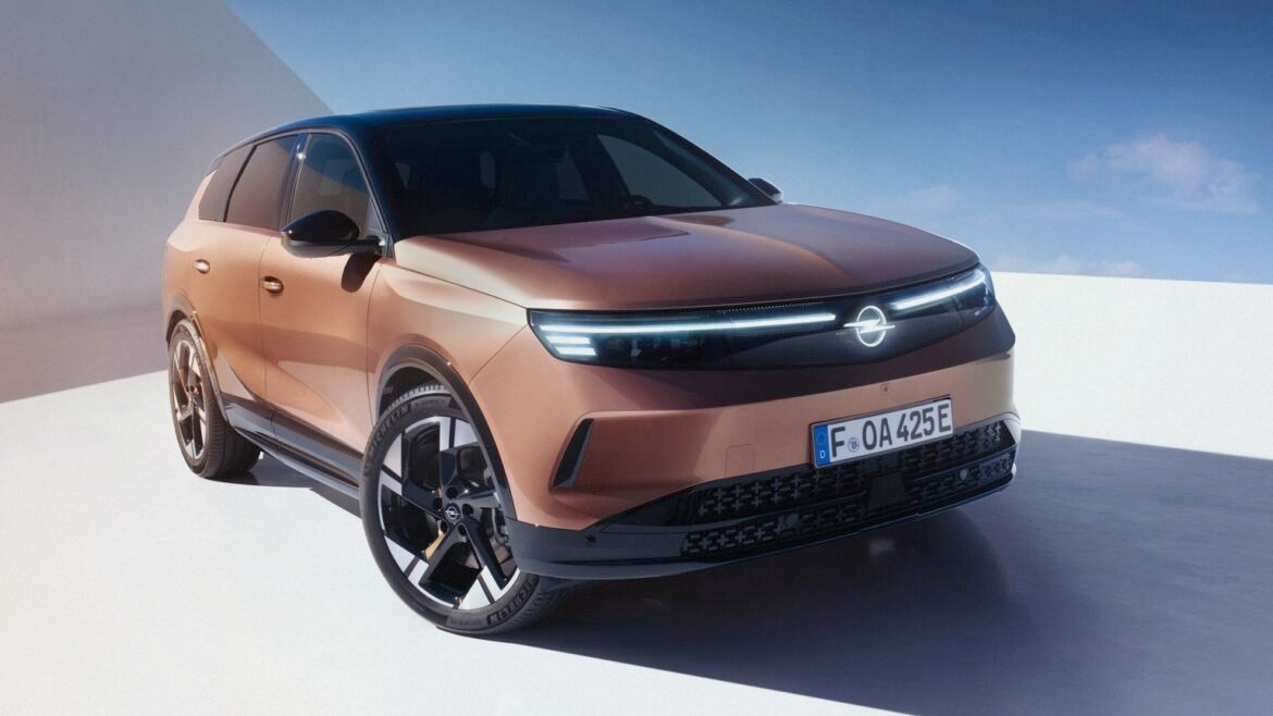 2025 m. Opel Grandland bandomasis važiavimas: didesnis, patogesnis, elektrinis