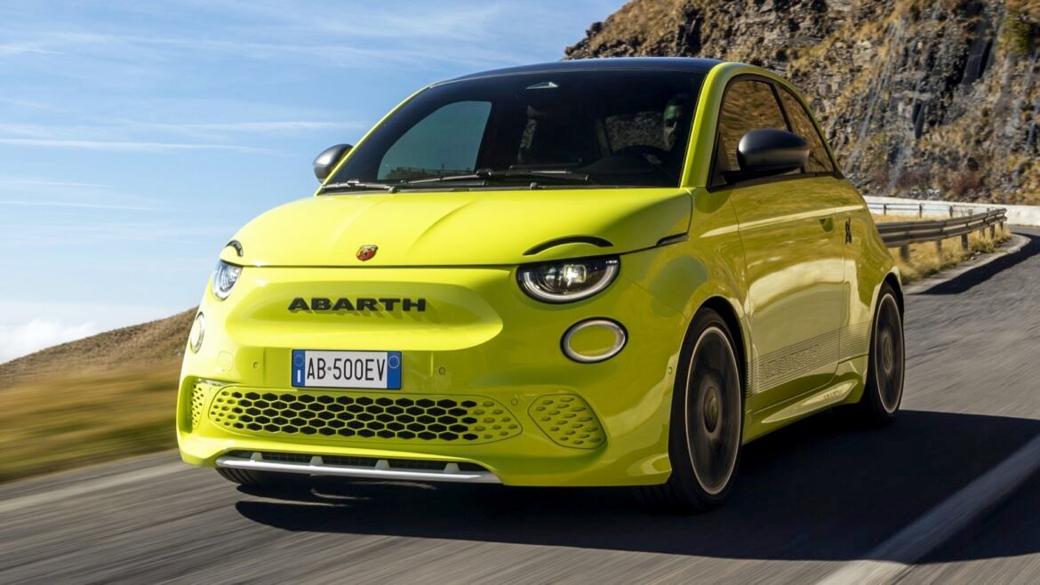 Abarth 500e (nuo 2023 m.) apžvalga
