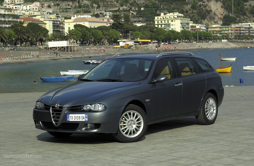 Alfa Romeo 156 Sportwagon (1997–2006) apžvalga