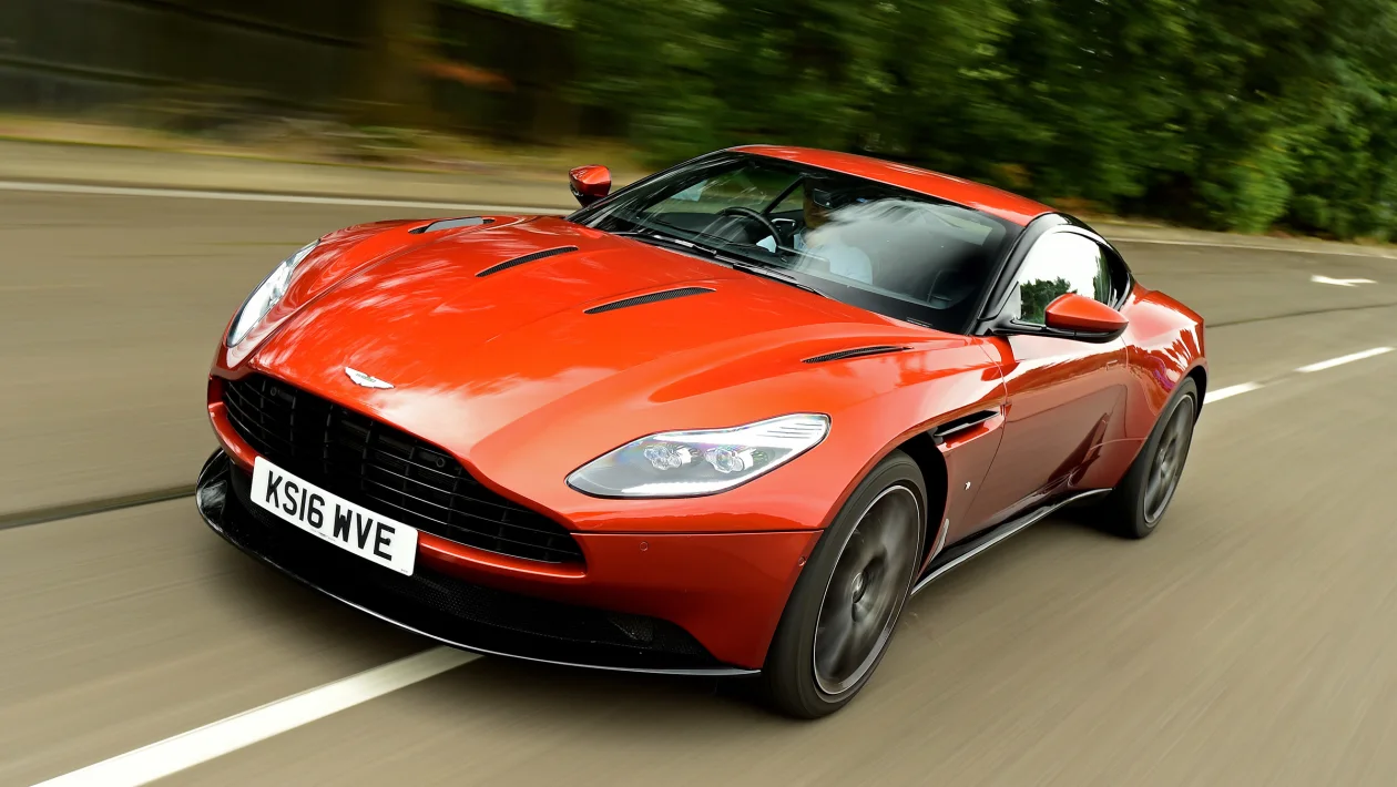 Aston Martin DB11 (nuo 2016 m.) apžvalga