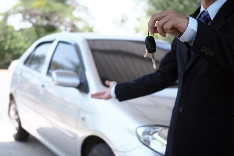 Kaip išvengti klaidų nuomojantis automobilį?