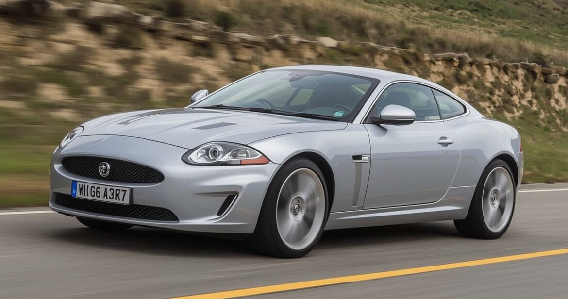 Jaguar XK kupė (2006–2015 m.) apžvalga