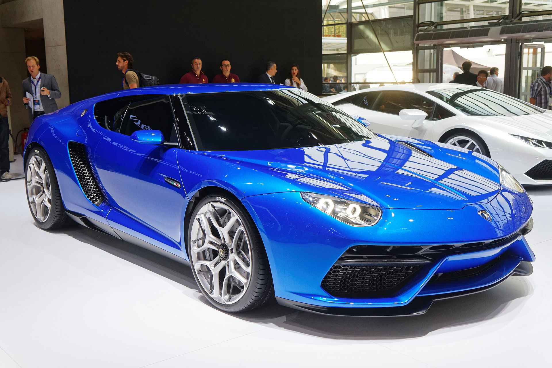 2019 m. „Lamborghini Asterion“: 900 AG hibridinis raketos greičio monstras