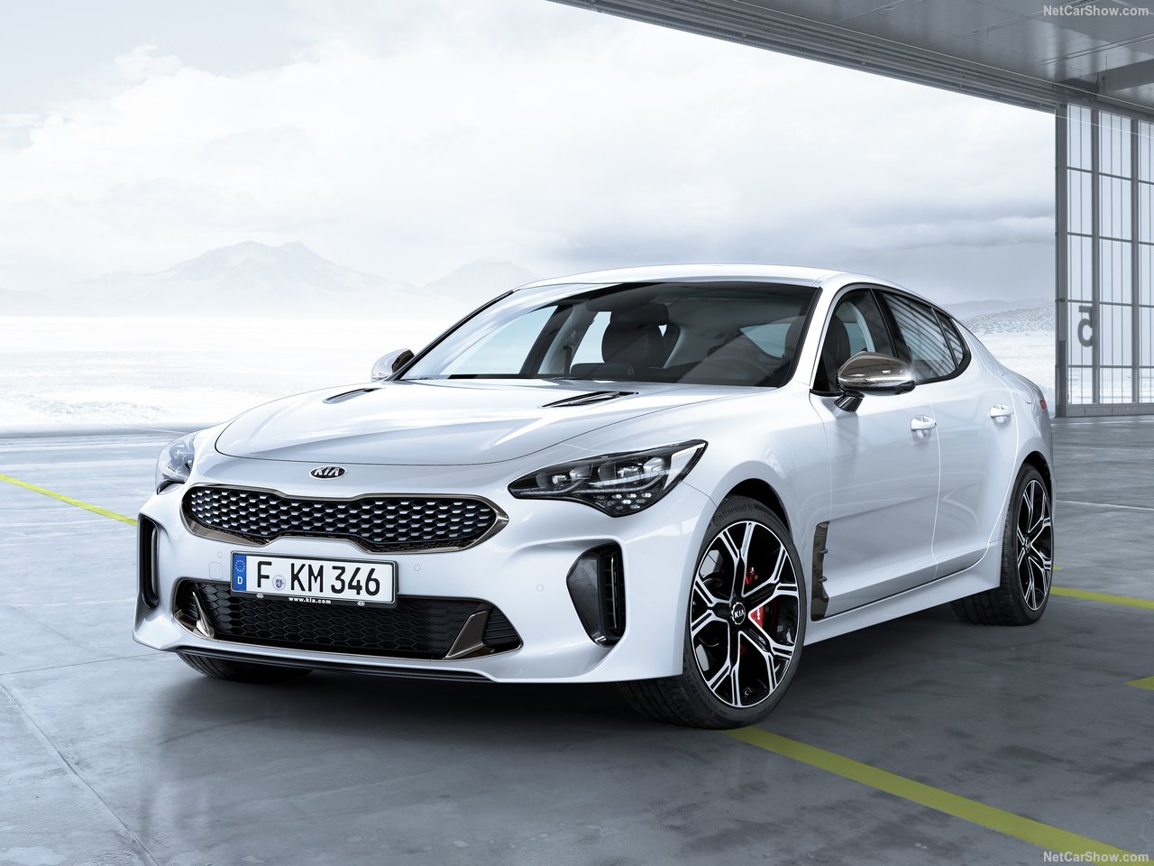 2018 m. „Kia Stinger“: galiniais ratais varomas iššūkis vokiečiams