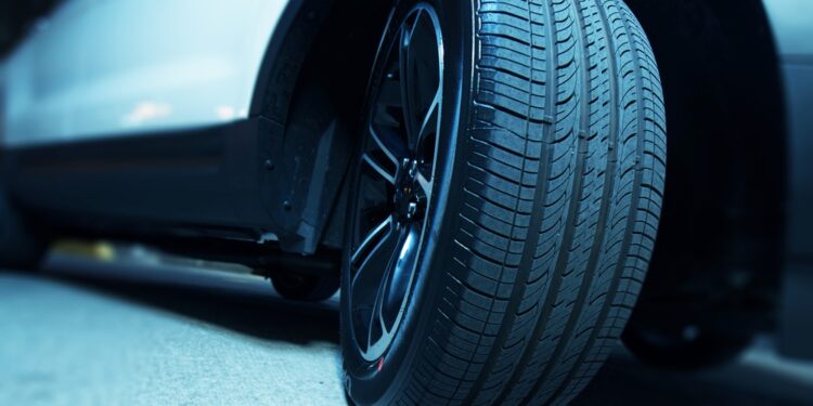 Kodėl jūsų visų varomų ratų automobiliui būtinos vienodos padangos ir kas nutinka, jei jos skiriasi