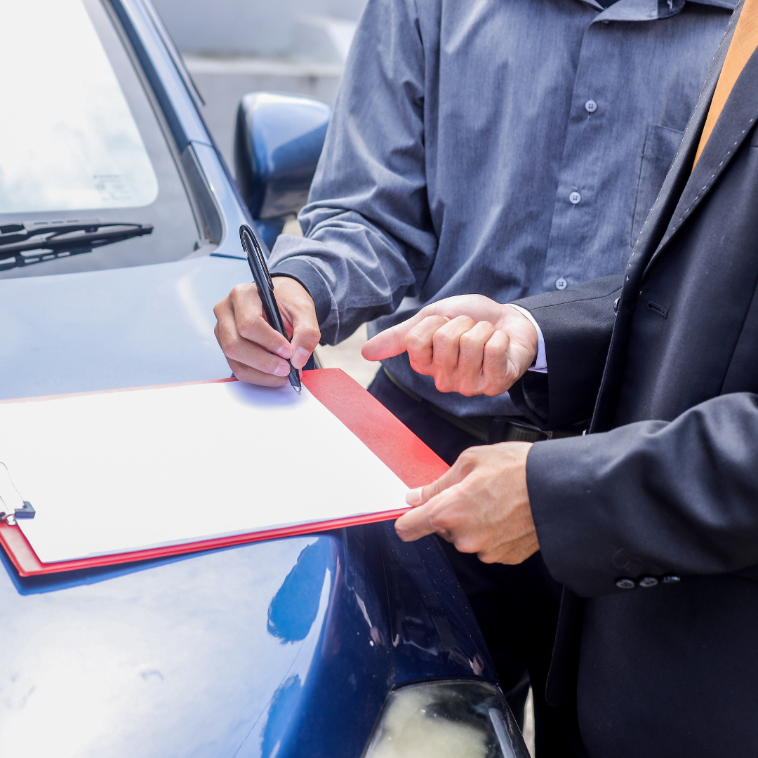 Eismo įvykis su nuomotu automobiliu: klaidos, kurios gali kainuoti tūkstančius