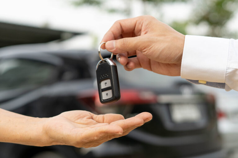 Kaip išjungti automobilio apsaugos nuo vagystės režimą naudojant raktą