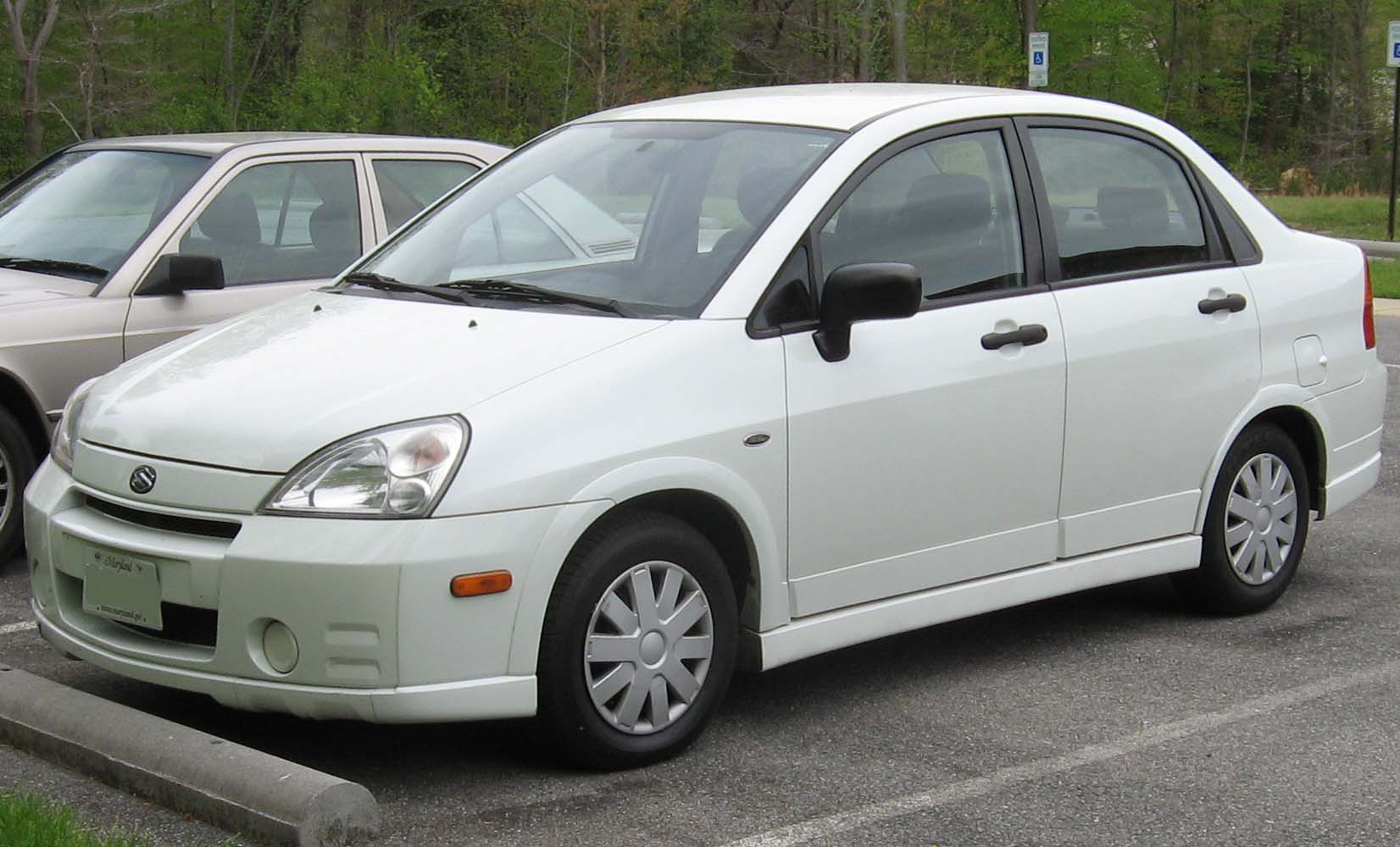 Suzuki Aerio (2001–2007) nuotrauka