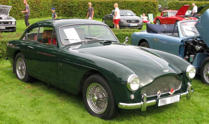 Aston Martin Lagonda II (1976–1989) nuotrauka