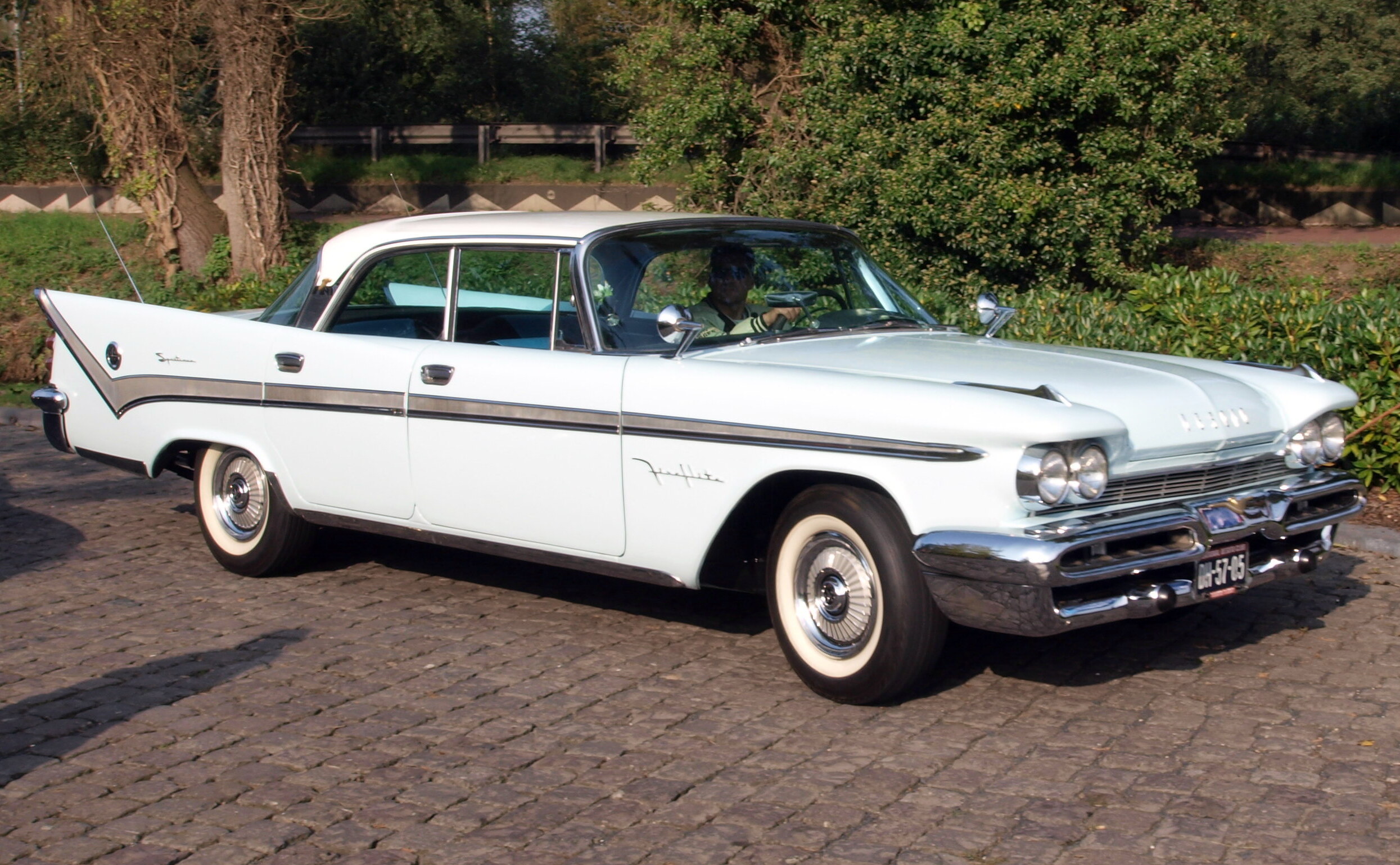 DeSoto Fireflite Four-Door HardTop (1959–1960) nuotrauka