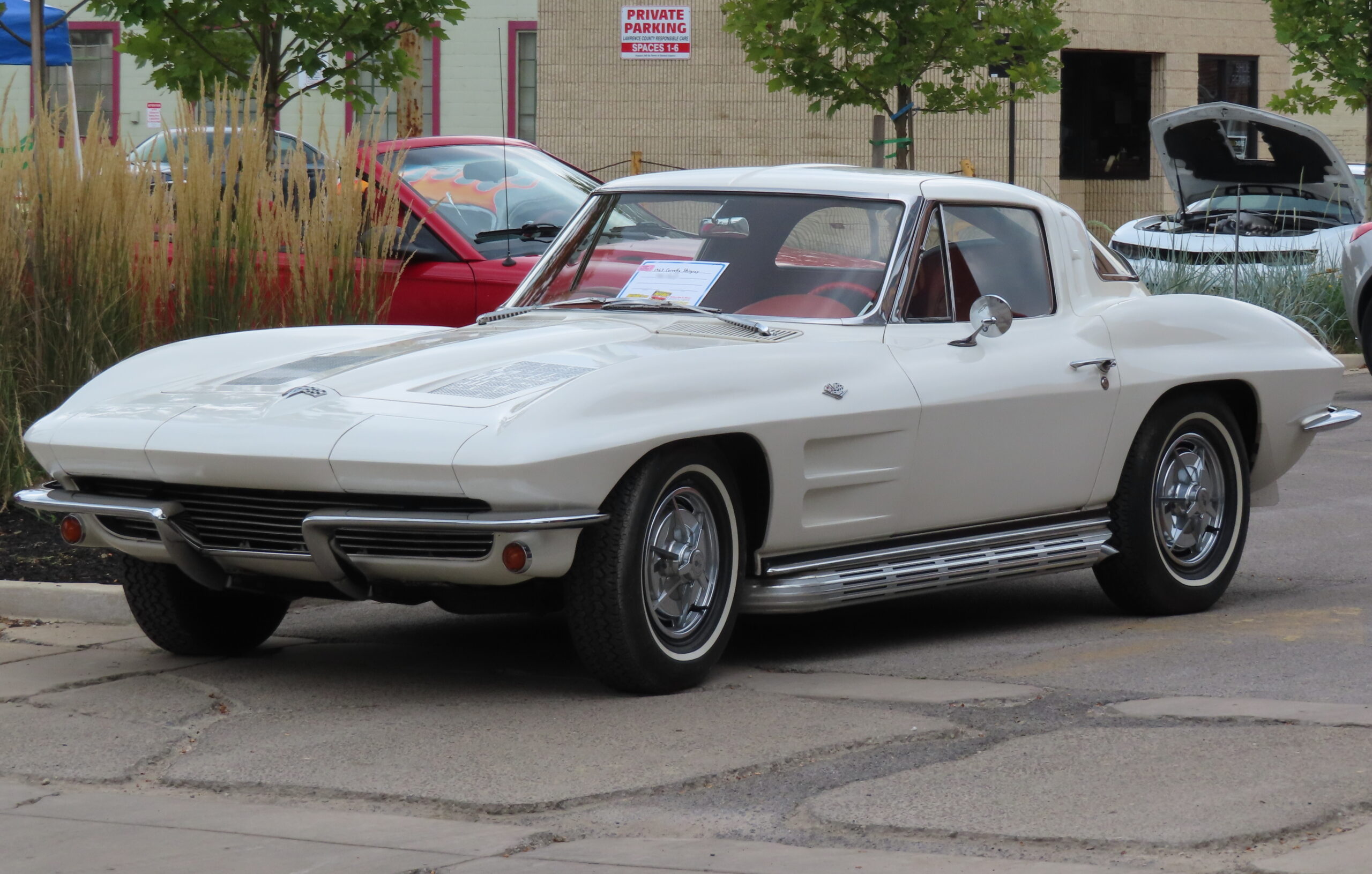 Chevrolet Corvette kabrioletas (C2) specs, Fuel consumption, Dimensions nuotrauka