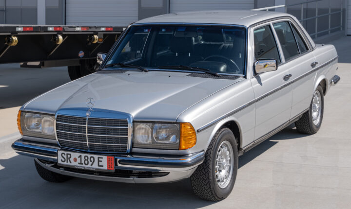 Mercedes-Benz W123 (1975–1985) nuotrauka