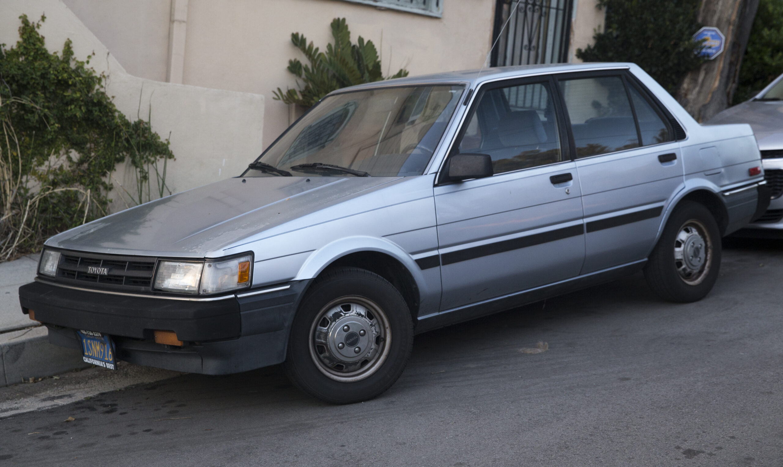 Toyota Corolla Hatch V (E80) 1.8 D (CE80) (64 AG) (1983–1987) nuotrauka