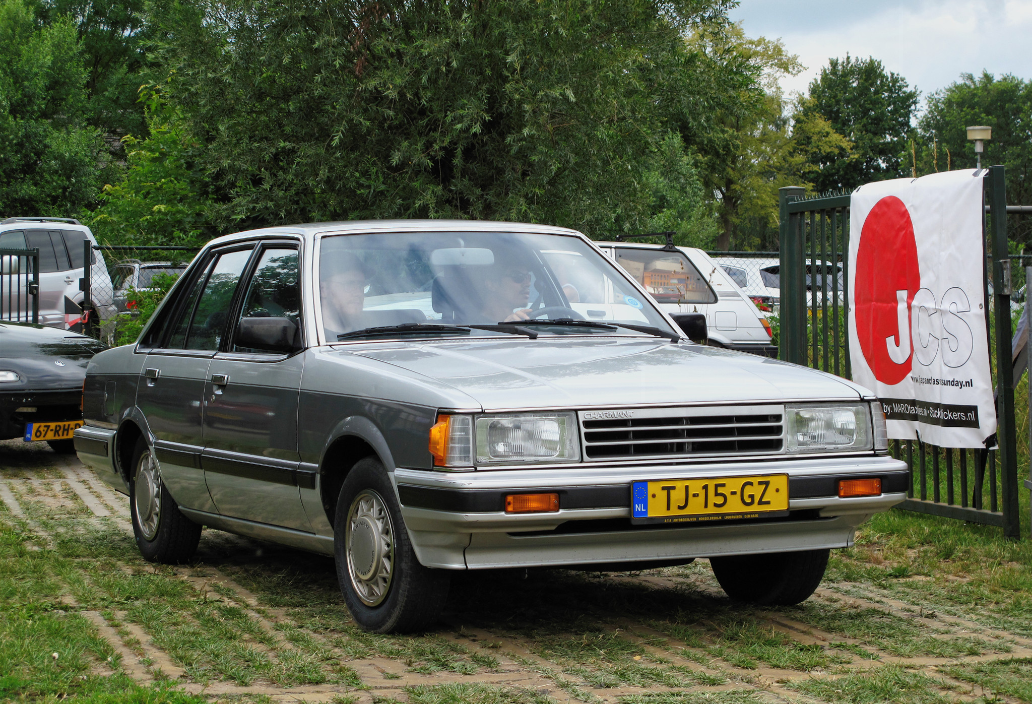 Daihatsu Charmant (A) (1981–1987) nuotrauka
