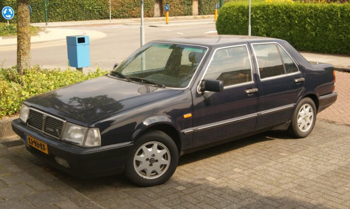 Lancia Thema (834) (1984–1994) nuotrauka