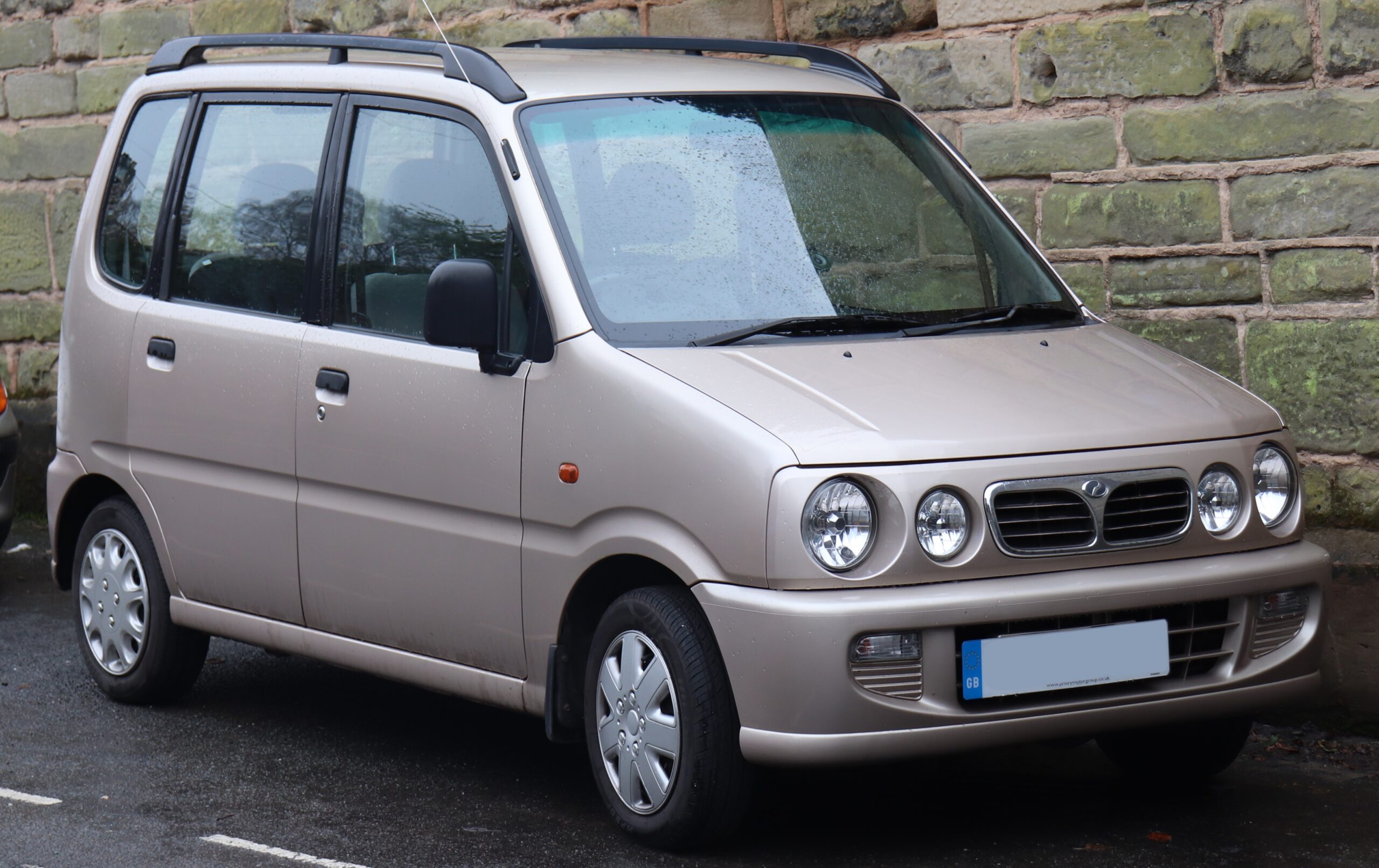 Perodua Kenari (2000–2009) nuotrauka