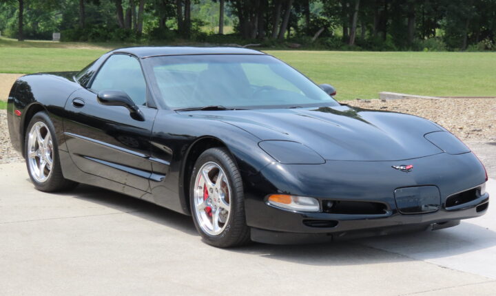 Chevrolet Corvette kabrioletas (C5) (1999–2004) nuotrauka
