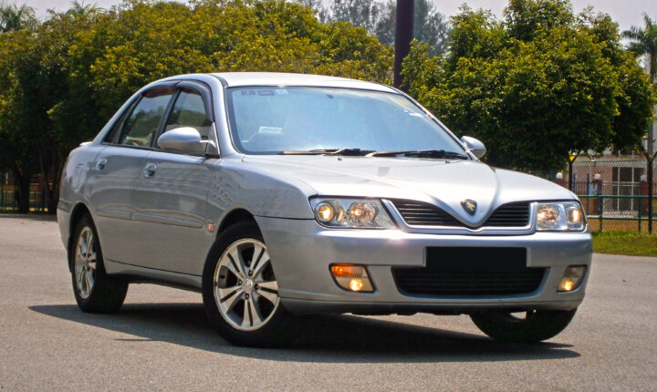 Proton Waja (2000–2006) nuotrauka
