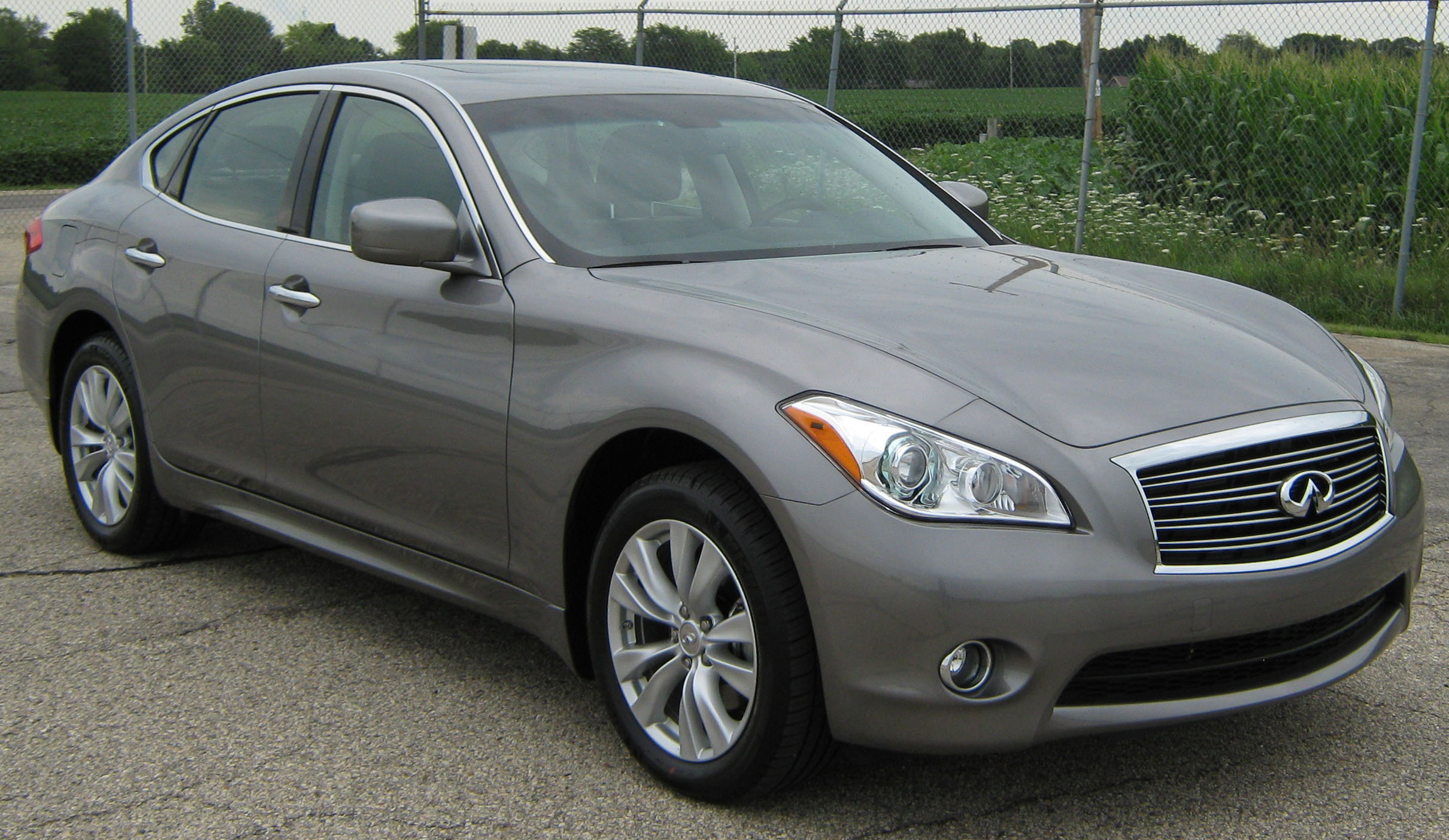 Infiniti Q70 (facelift 2014) (2014–2018) nuotrauka