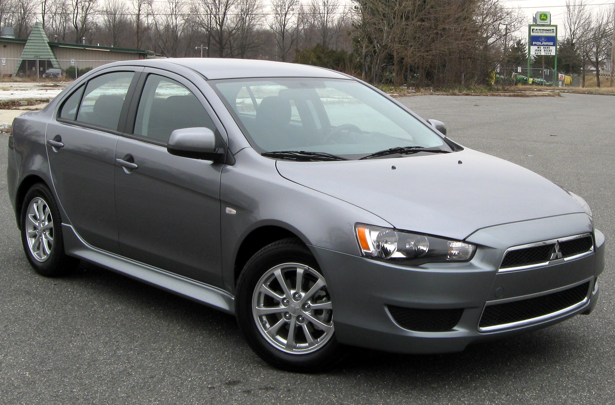 Mitsubishi Lancer VIII universalas 1.6 i 16V (98 AG) (2003–2009) nuotrauka