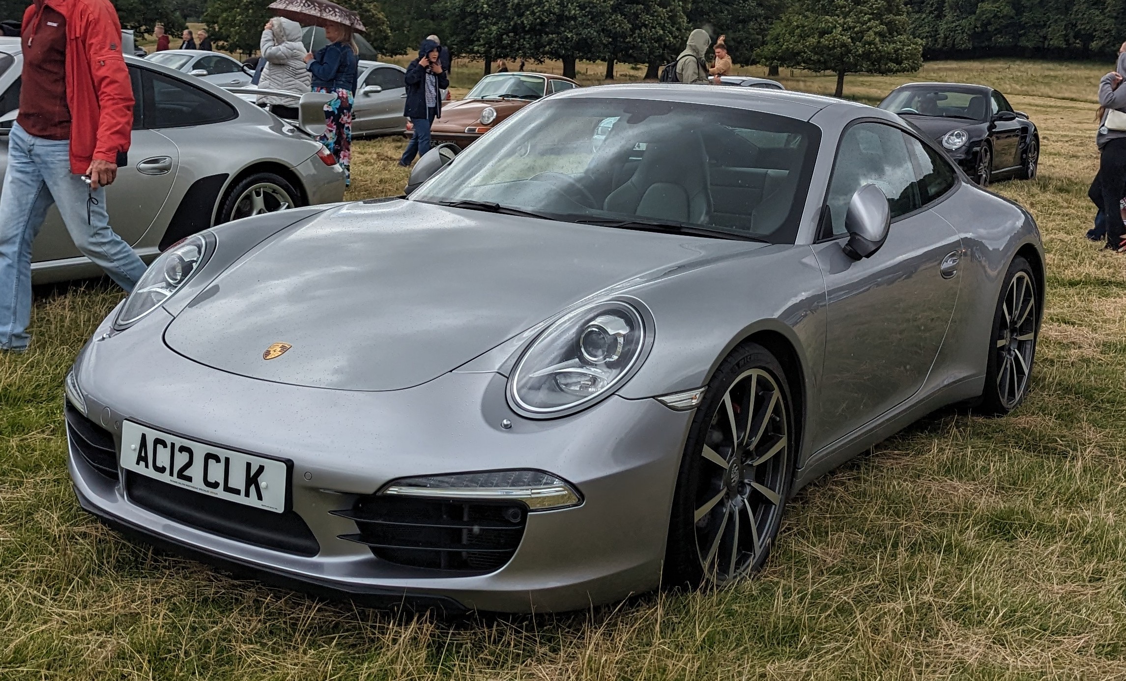 Porsche 911 kabrioletas (G) 3.2 Carrera (231 AG) (1986–1989) nuotrauka