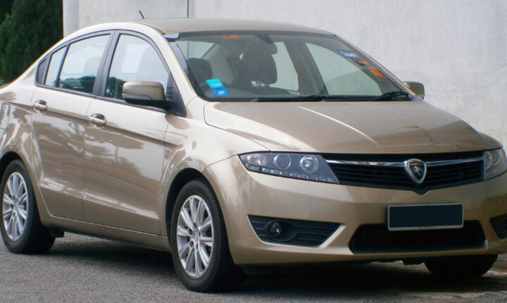 Proton Persona 300 Compact Proton Persona I Compact (1994–2006) nuotrauka