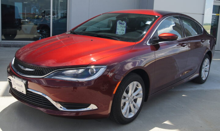 Chrysler 200 I (2010–2014) nuotrauka