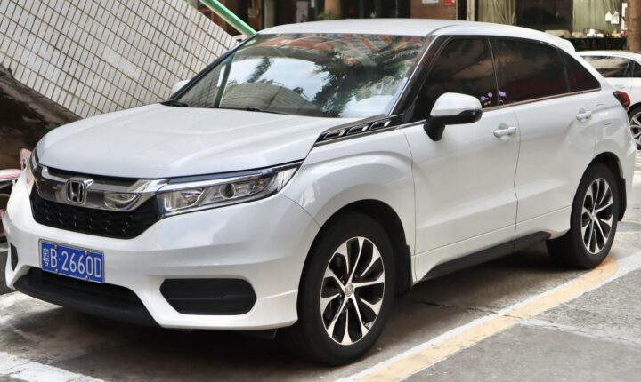 Honda Avancier I (1999–2001) nuotrauka