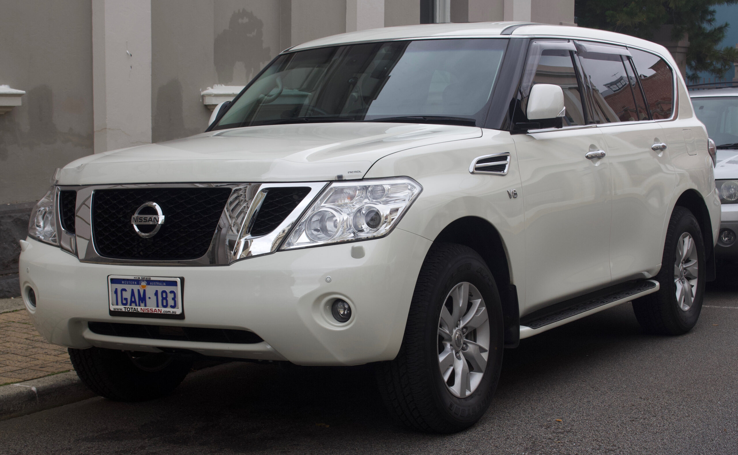 Nissan Patrol VI (Y62, facelift 2014) (2014–2019) nuotrauka