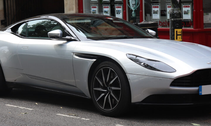 Aston Martin DB11 (2016–2023) nuotrauka