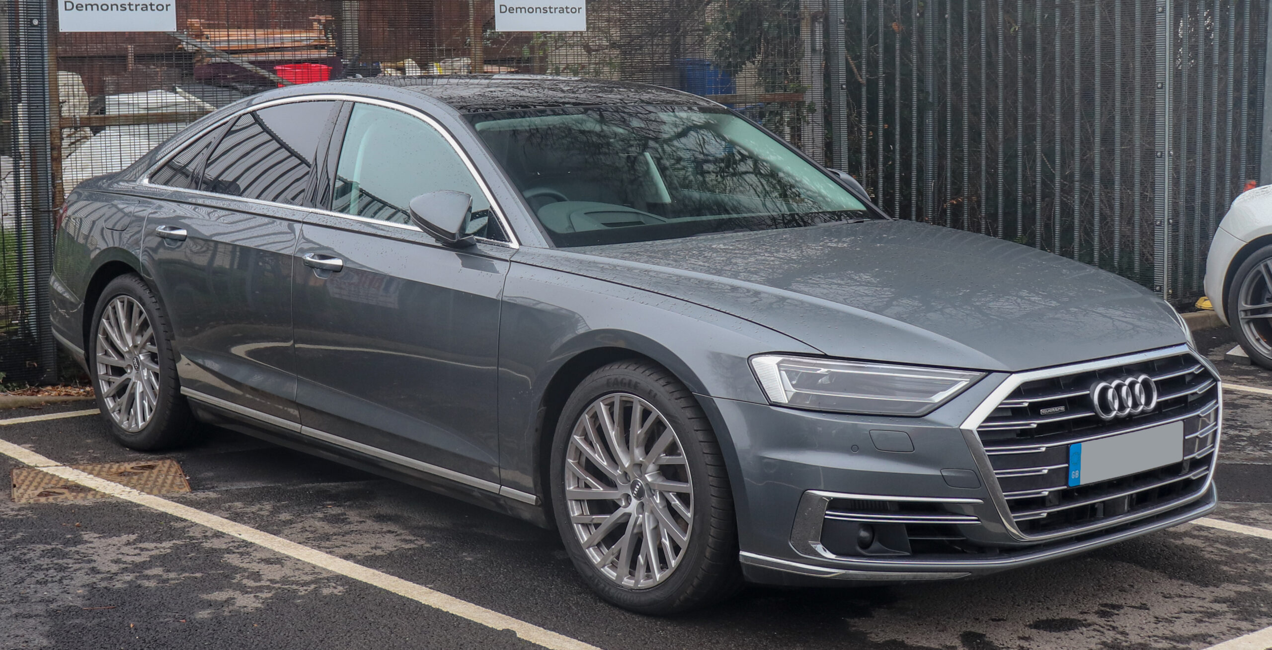 Audi A8 (D3, 4E) (2002–2007) nuotrauka
