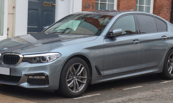 BMW 5 serijos sedanas (G30) (2017–2020) nuotrauka