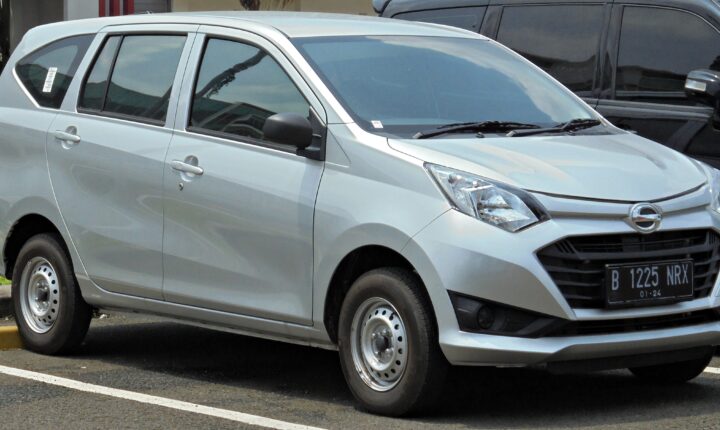 Daihatsu Sigra (2016–2019) nuotrauka