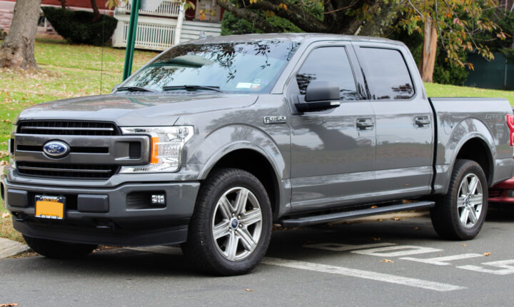 Ford F-350 Super Duty V Crew Cab Long box (2023–2026) nuotrauka