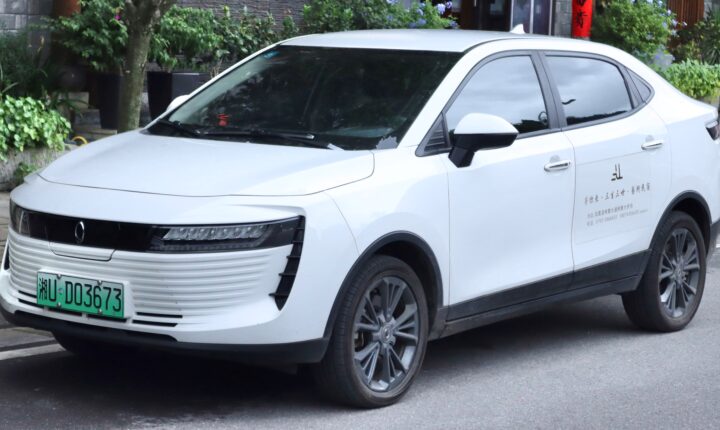 ORA iQ (2018–2026) nuotrauka