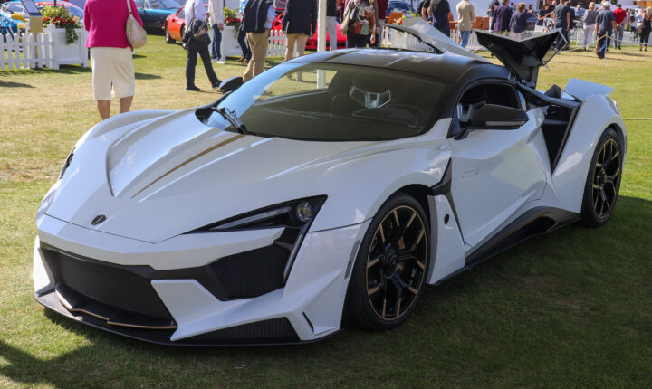 W Motors Fenyr SuperSport (2015–2026) nuotrauka