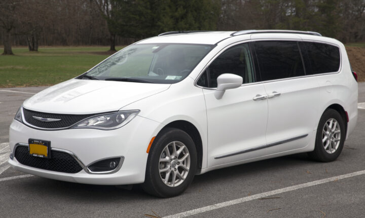 Chrysler Pacifica (vienatūris) Chrysler Pacifica (2016–2021) nuotrauka