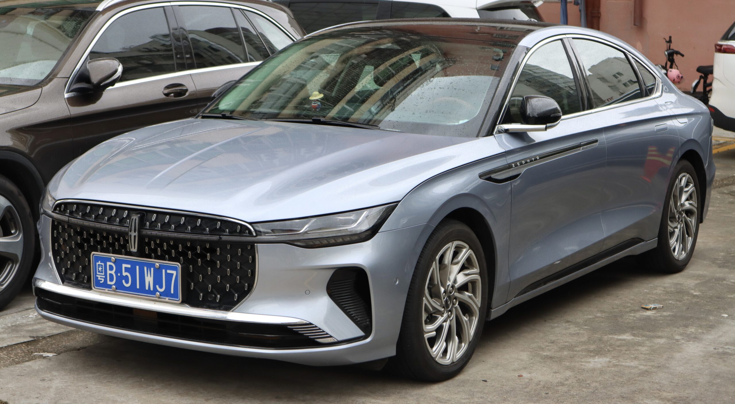 Lincoln Z (2022–2026) nuotrauka