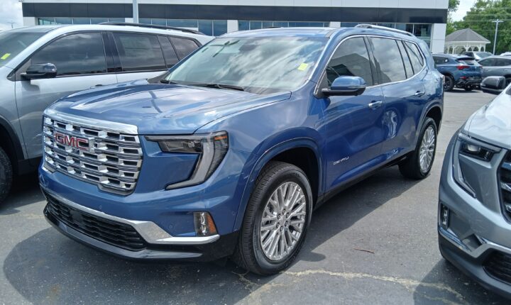 Holden Acadia (2017–2020) nuotrauka