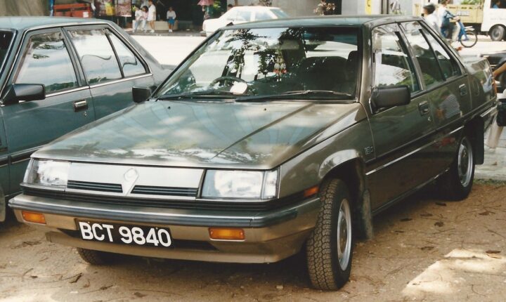 Proton Saga Iswara (1992–2003) nuotrauka