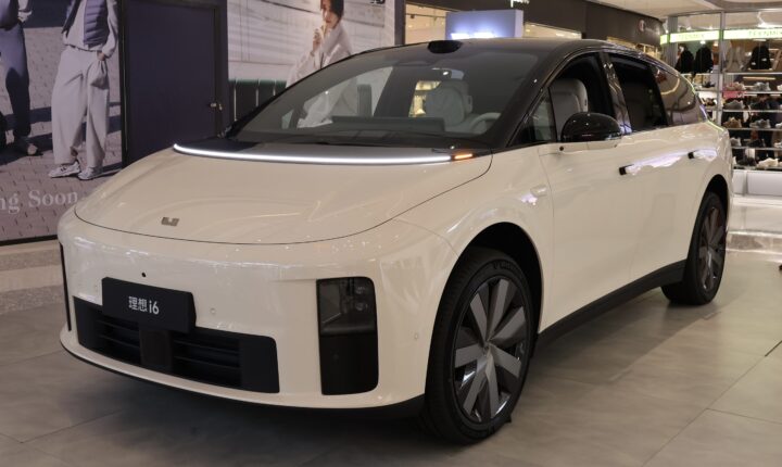 Li i6 (2025–2026) nuotrauka