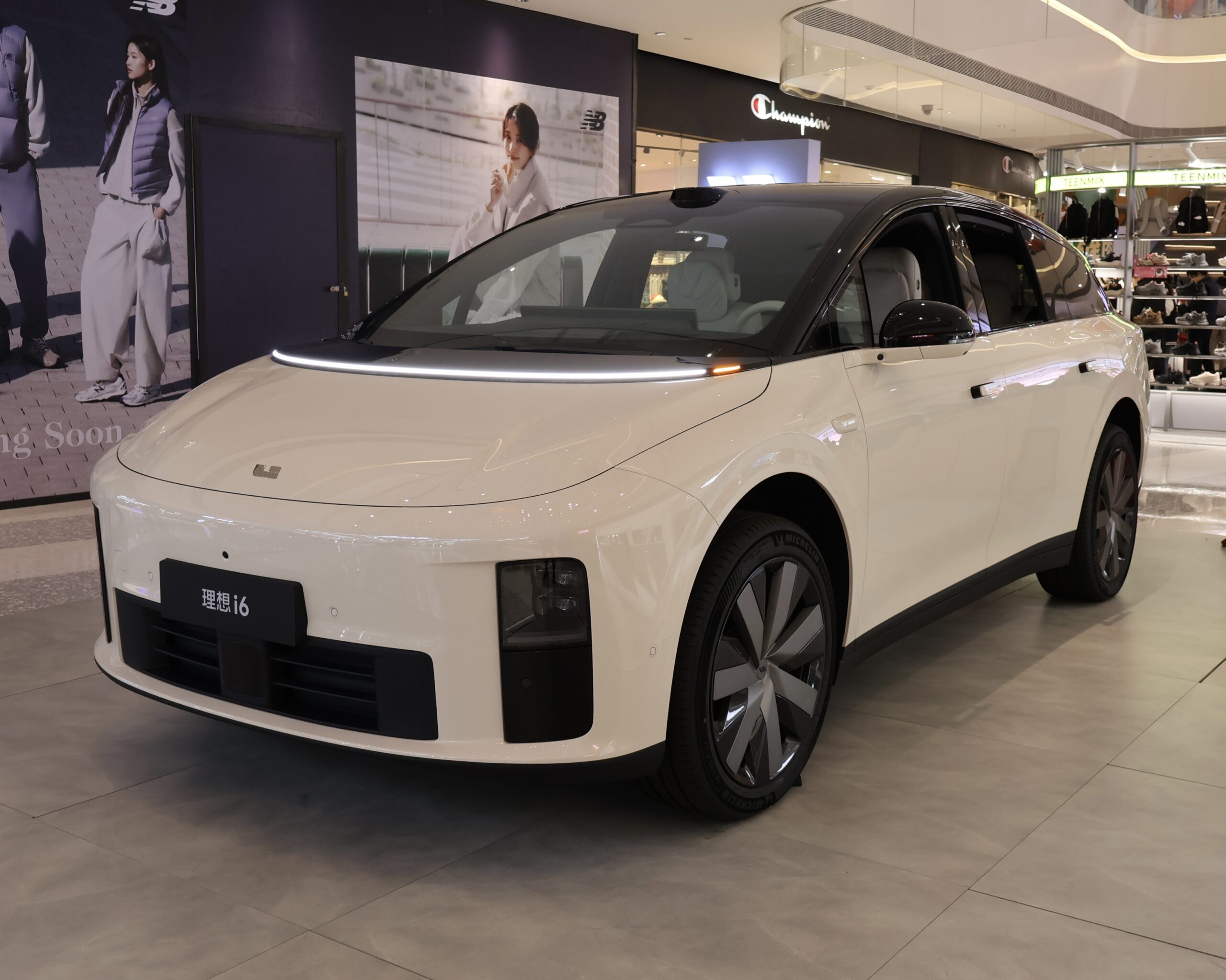 Li i6 (2025–2026) nuotrauka