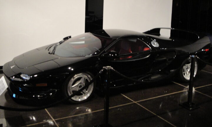 Vector M12 (1995–1999) nuotrauka
