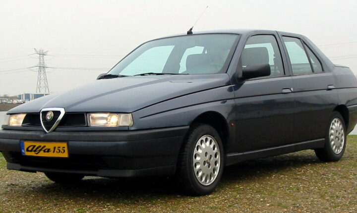 Alfa Romeo 159 Sportwagon (2006–2011) nuotrauka