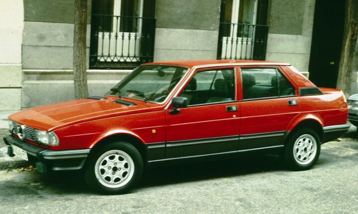 Alfa Romeo Giulietta (116) (1977–1985) nuotrauka