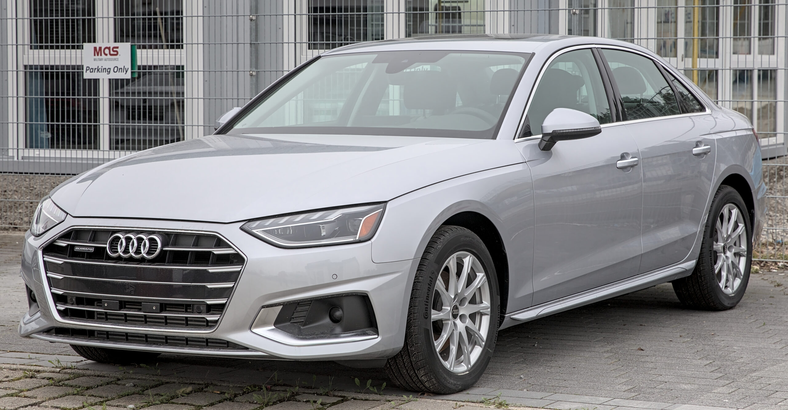 Audi A4 allroad (B9 8W) 3.0 TDI V6 (218 AG) quattro S tronic (2016–2018) nuotrauka
