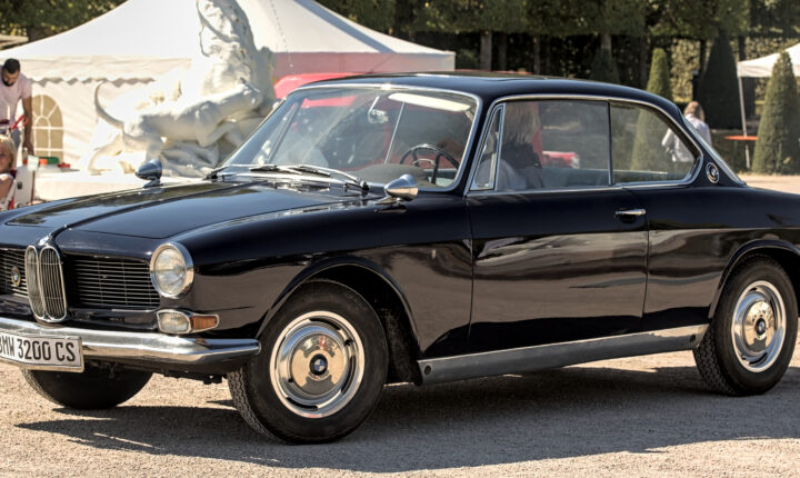BMW New Class kupė (1965–1972) nuotrauka