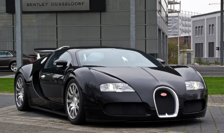 Bugatti Veyron targa (2009–2015) nuotrauka